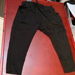Men’s light joggers
